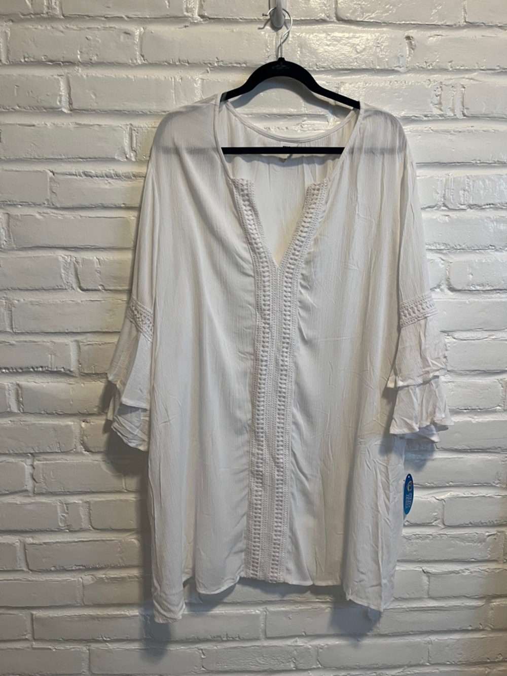 NWT White Swim cover up Boho V-Neck Tunic with Crochet Trim